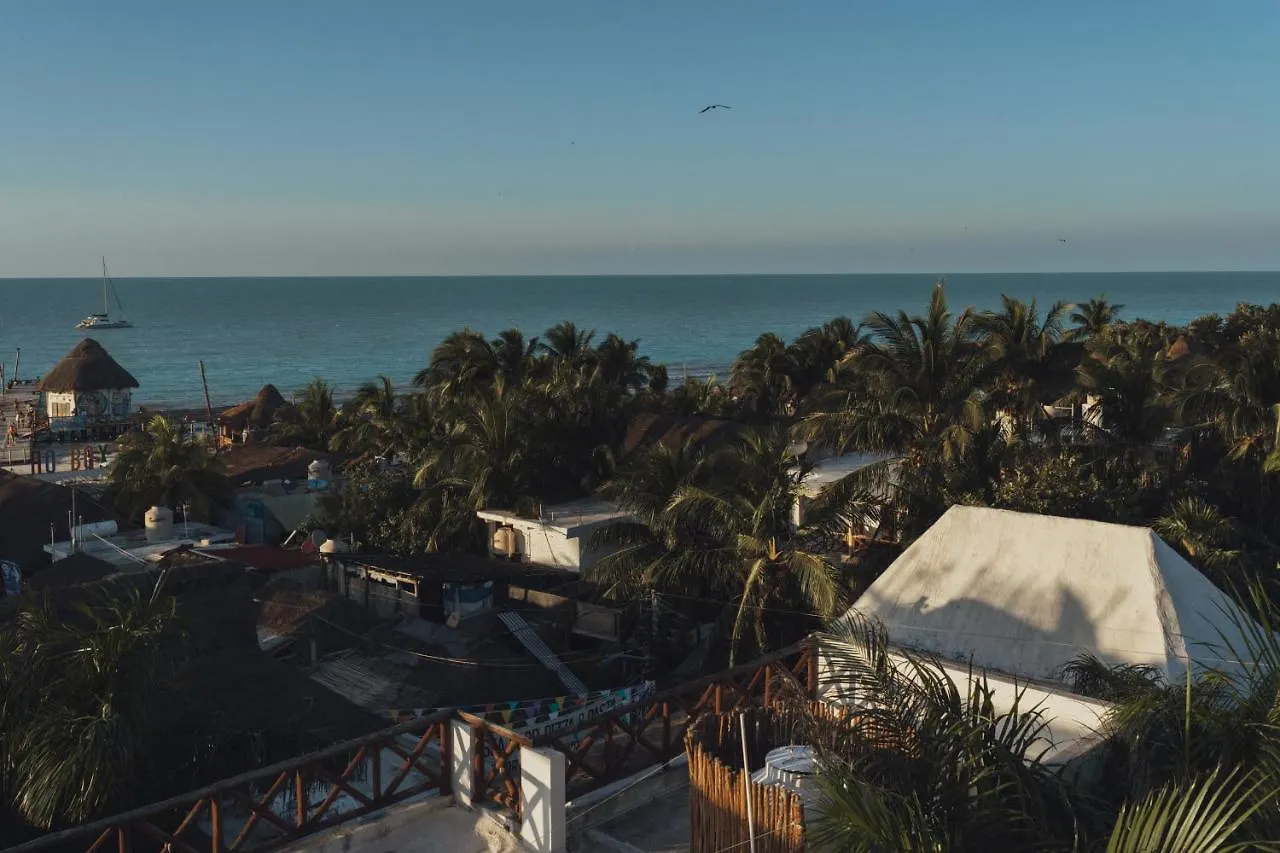 Casa Peregrino Holbox Hotel
