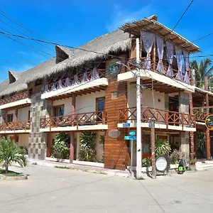 3* Hotel Moon Dreams Yum Balam